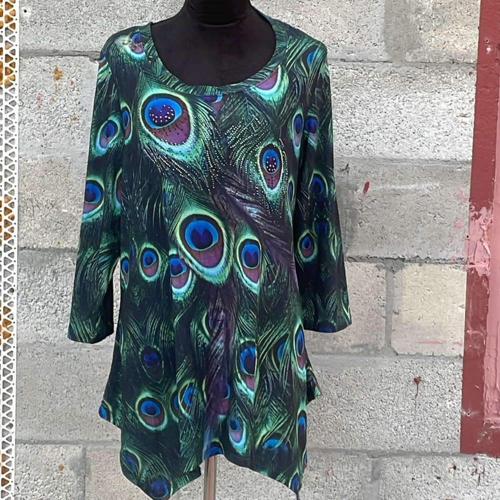Peacock Feather Print Women's Top - Picture 3 of 9